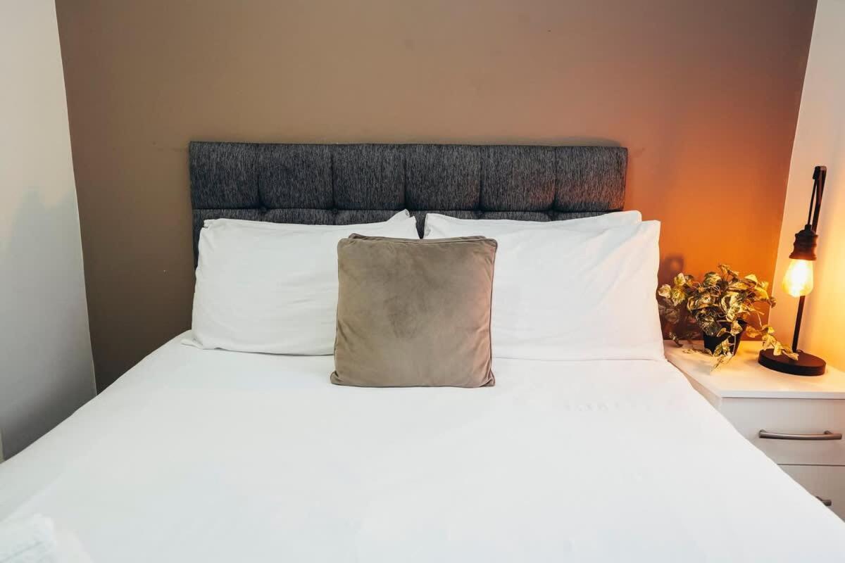 1Br City Centre Apt, Self Check In, Wifi, By Derbnb Sheffield Esterno foto