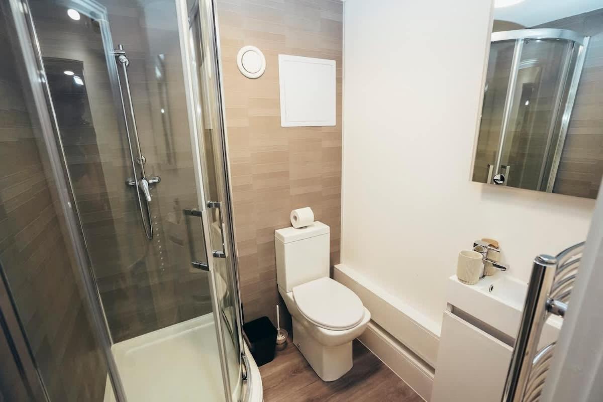 1Br City Centre Apt, Self Check In, Wifi, By Derbnb Sheffield Esterno foto